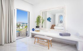 Ammos Luxury Suites